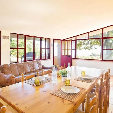 Zijia Holiday home